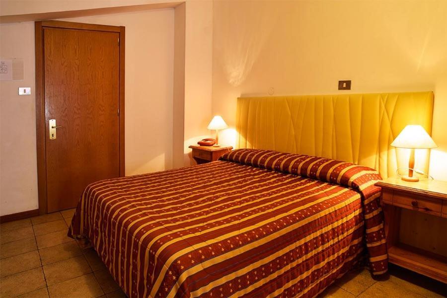 Hotel La Maielletta Преторо Екстериор снимка